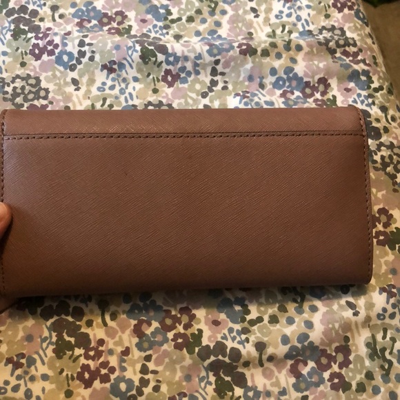 Michael Kors wallet - Picture 2 of 4